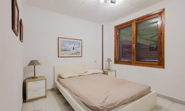 Resale - Apartment - Torrevieja - Playa del Acequión
