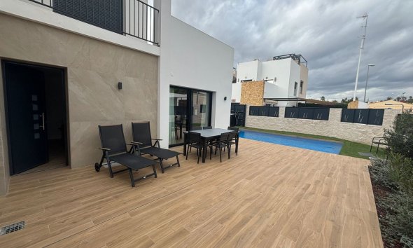 Reventa - Villa - Ciudad Quesada