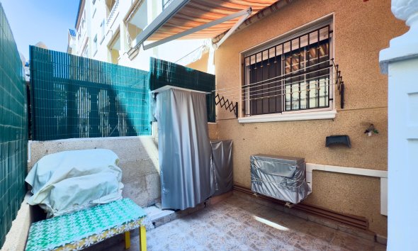 Resale - Apartment - Torrevieja - La Mata pueblo