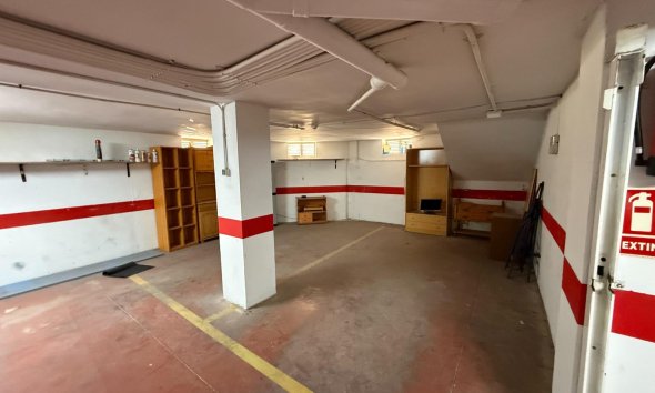 Long Term Rental - garage - Torrevieja - Centro
