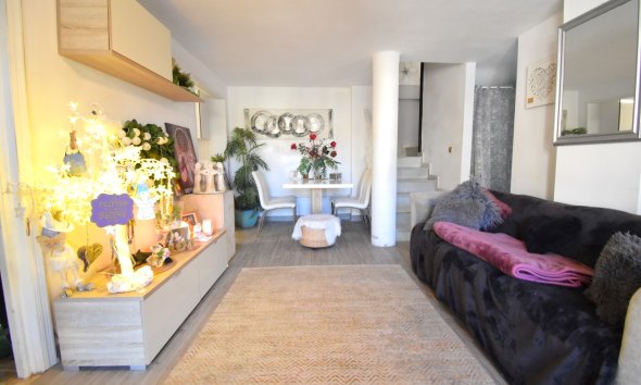 Resale - Villa - Orihuela Costa - Playa Flamenca