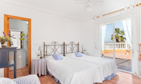 Resale - Terraced house / Townhouse - Gran Alacant - Monte y Mar