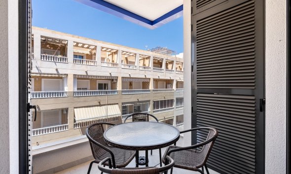 Reventa - Apartamento - Torrevieja - Playa del Cura