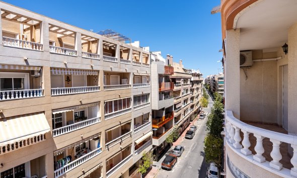 Reventa - Apartamento - Torrevieja - Playa del Cura