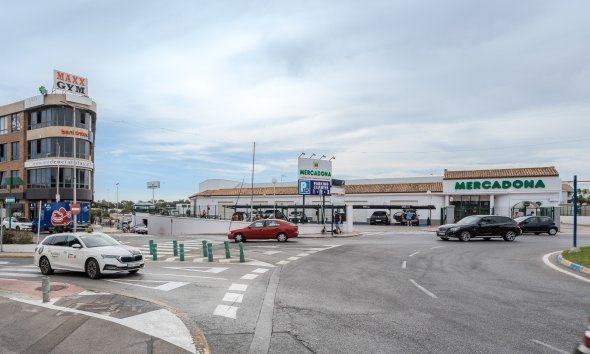 Resale - Apartment - Orihuela Costa - Playa Flamenca