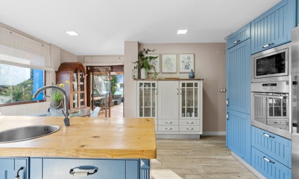 Resale - Villa - Santa Pola - El Poble Llevanti