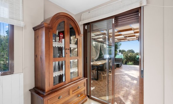 Resale - Villa - Santa Pola - El Poble Llevanti