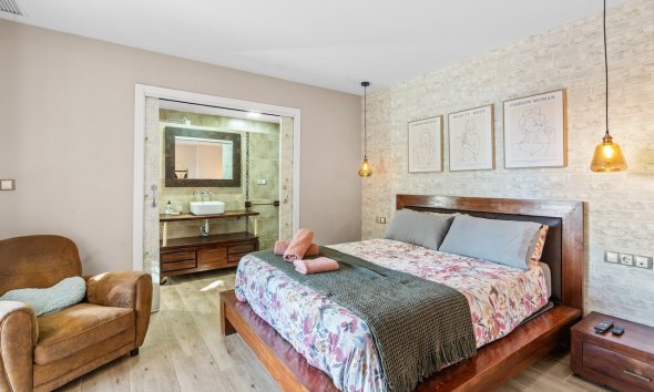 Resale - Villa - Santa Pola - El Poble Llevanti