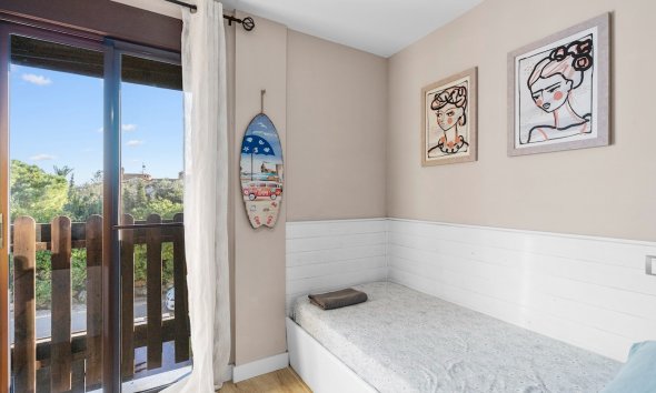 Resale - Villa - Santa Pola - El Poble Llevanti