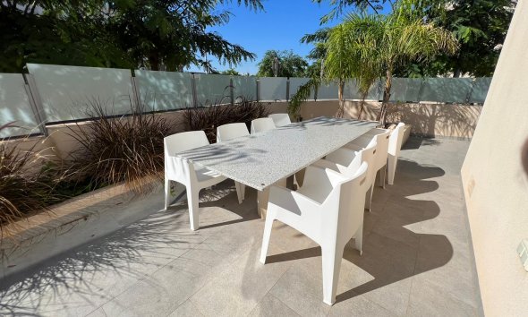 Resale - Villa - Orihuela Costa - Costa Blanca