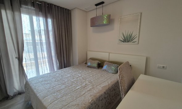 Resale - Apartment - Orihuela - Costa Blanca