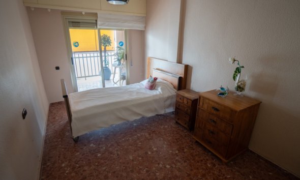 Resale - Apartment - Torrevieja - Costa Blanca