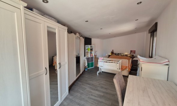 Resale - Villa - Torrevieja - Costa Blanca