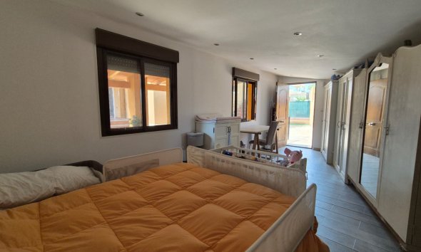 Resale - Villa - Torrevieja - Costa Blanca
