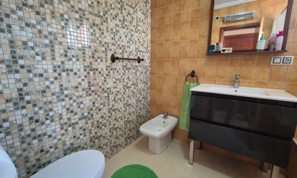 Resale - Villa - Torrevieja - Costa Blanca