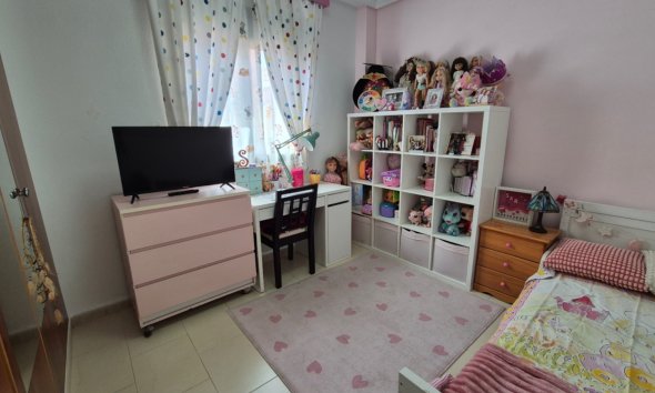 Resale - Villa - Torrevieja - Costa Blanca