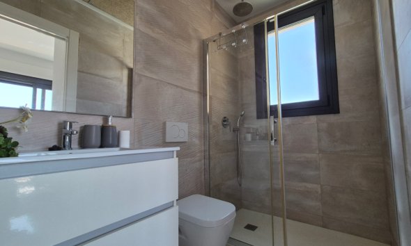 Resale - Villa - Torrevieja - Costa Blanca