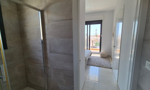 Resale - Villa - Torrevieja - Costa Blanca