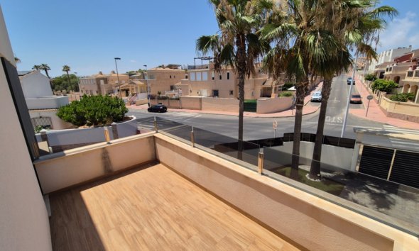 Resale - Villa - Torrevieja - Costa Blanca