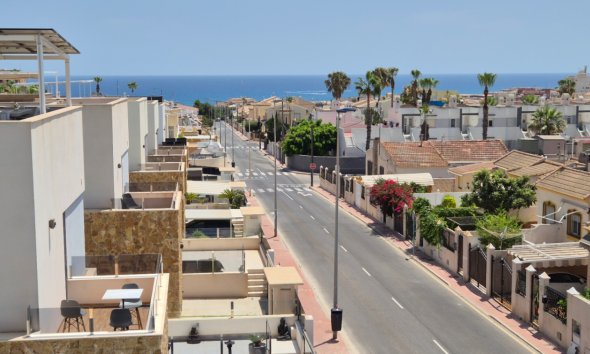 Resale - Villa - Torrevieja - Costa Blanca