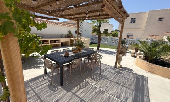 Resale - Villa - Torrevieja - Costa Blanca