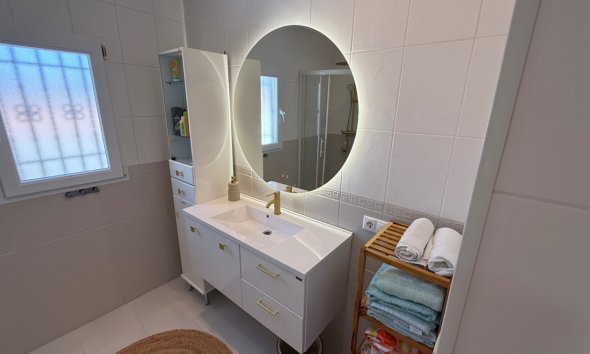 Resale - Villa - Torrevieja - Costa Blanca