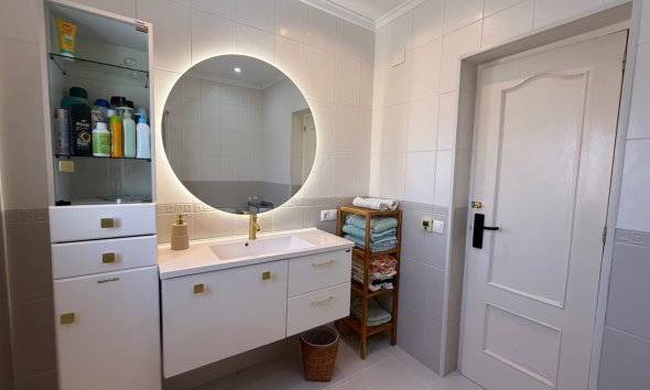 Resale - Villa - Torrevieja - Costa Blanca