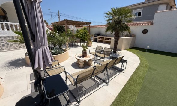 Resale - Villa - Torrevieja - Costa Blanca
