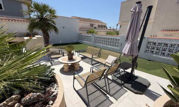 Resale - Villa - Torrevieja - Costa Blanca