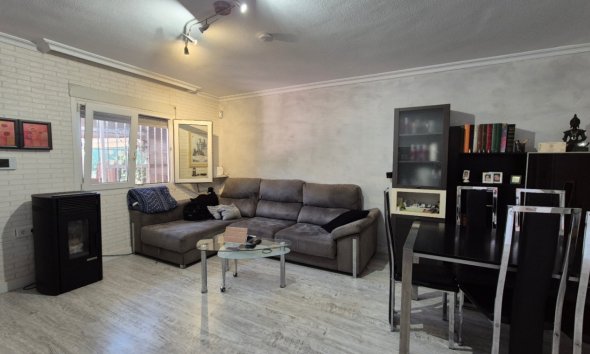 Resale - Terraced house / Townhouse - Torrevieja - Costa Blanca