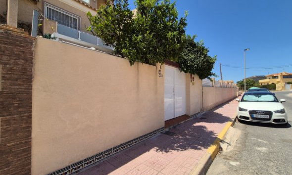 Resale - Terraced house / Townhouse - Torrevieja - Costa Blanca