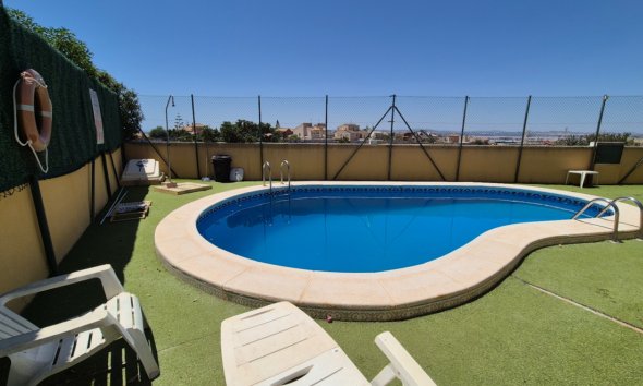 Resale - Terraced house / Townhouse - Torrevieja - Costa Blanca