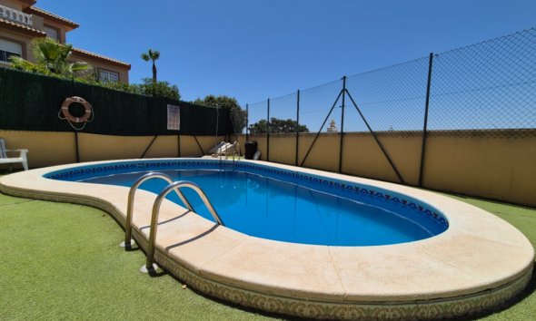 Resale - Terraced house / Townhouse - Torrevieja - Costa Blanca