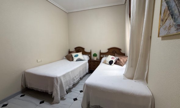 Resale - Apartment - Torrevieja - Costa Blanca