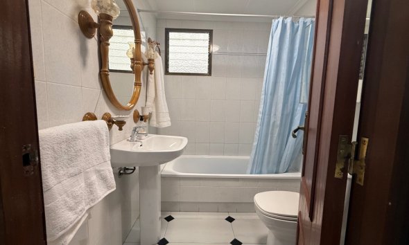 Resale - Apartment - Torrevieja - Costa Blanca