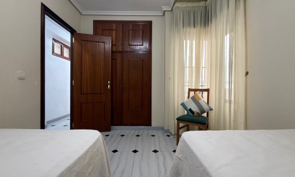 Resale - Apartment - Torrevieja - Costa Blanca