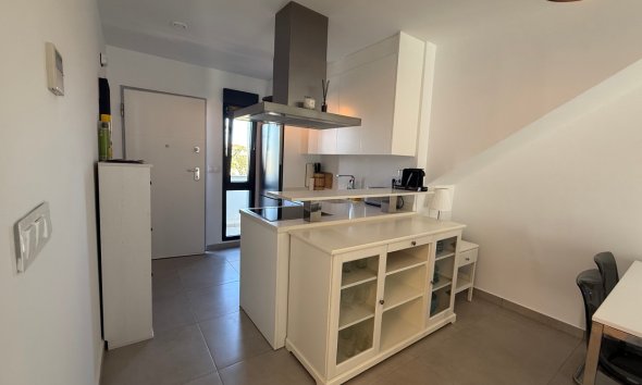 Resale - Apartment - Pilar de la Horadada - Costa Blanca