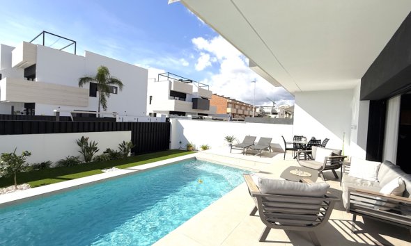Resale - Apartment - Pilar de la Horadada - Costa Blanca