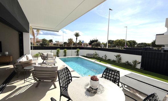 Resale - Apartment - Pilar de la Horadada - Costa Blanca