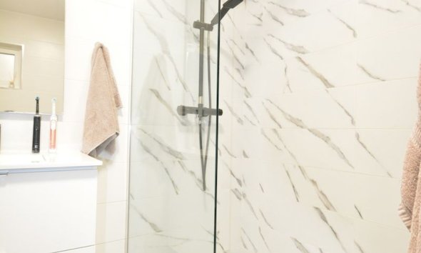 Resale - Apartment - Guardamar del Segura - CERVANTES-PLAYA