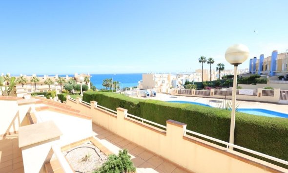 Resale - Apartment - Orihuela Costa - Campoamor