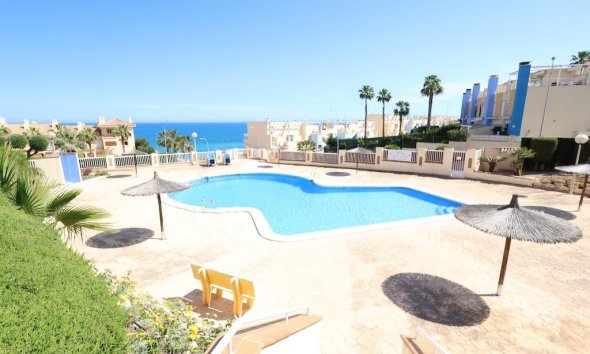 Resale - Apartment - Orihuela Costa - Campoamor