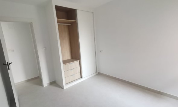 Resale - Apartment - Torrevieja - La Mata