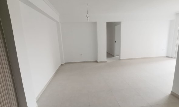 Resale - Apartment - Torrevieja - La Mata