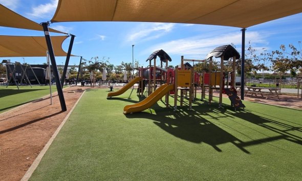 Resale - Villa - Torrevieja - El Chaparal