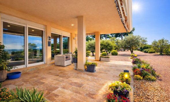 Resale - Villa - Torremendo