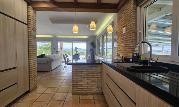 Resale - Villa - Torremendo