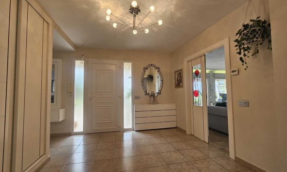 Resale - Villa - Torremendo