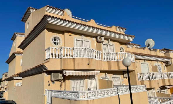 Resale - Terraced house / Townhouse - Orihuela Costa - Villamartin