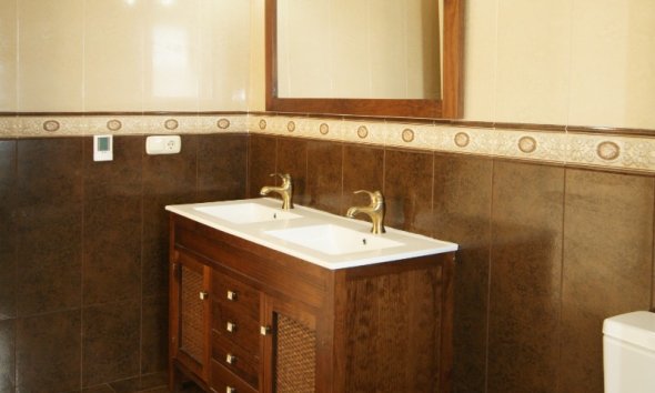 Resale - Villa - Orihuela Costa - MUY CERCA DE LA PLAYA